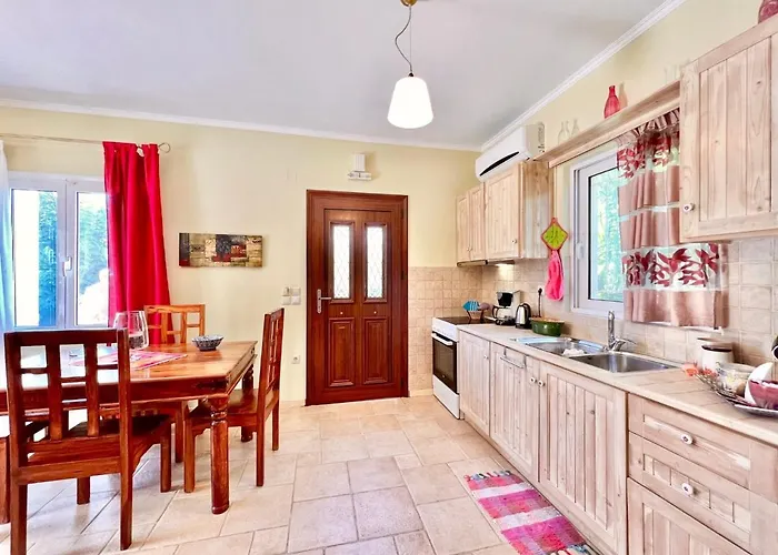 Iolis With Private Pool By Dadovillas Lefkáda