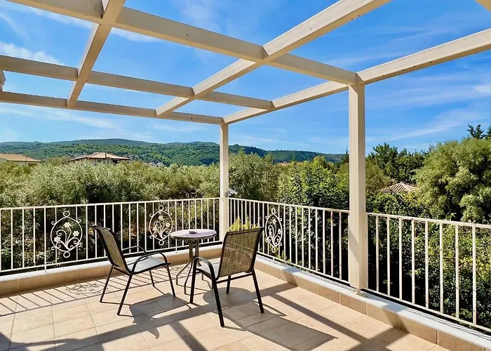 Iolis With Private Pool By Dadovillas 别墅 *