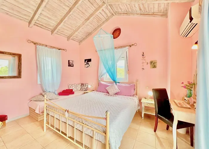 Iolis With Private Pool By Dadovillas *