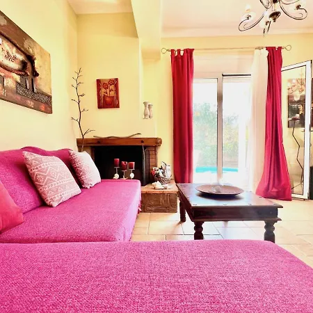 Villa Iolis With Private Pool By Dadovillas *