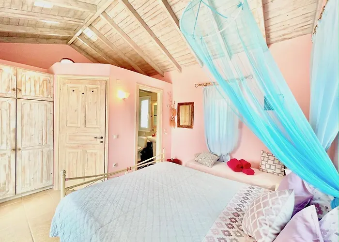 Villa Iolis With Private Pool By Dadovillas *