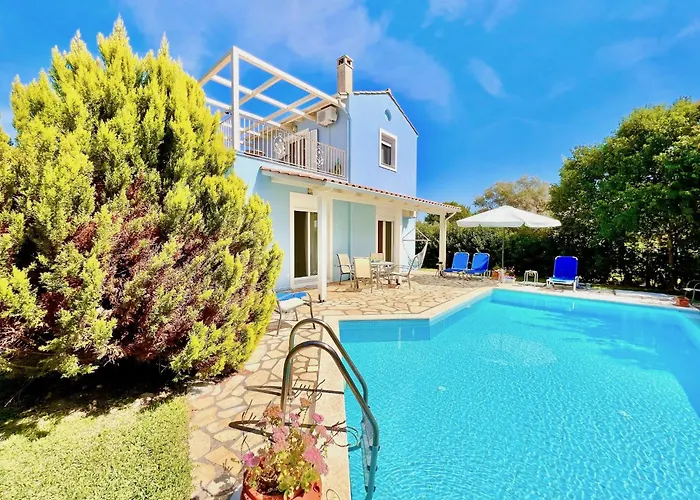 Villa Iolis With Private Pool By Dadovillas